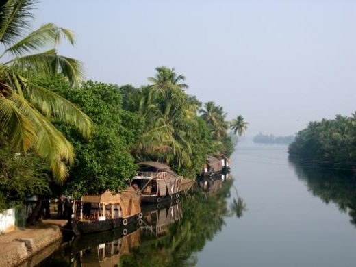 Cruise along the Kerala backwaters